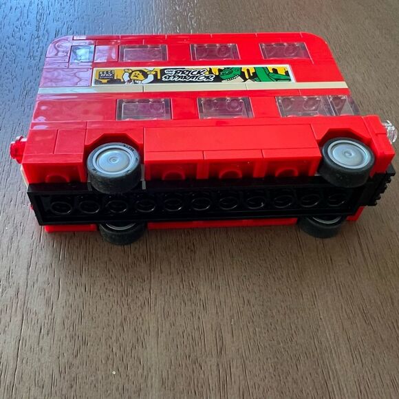 LEGO Creator Double
Decker London Bus 40220 - Picture 5 of 10